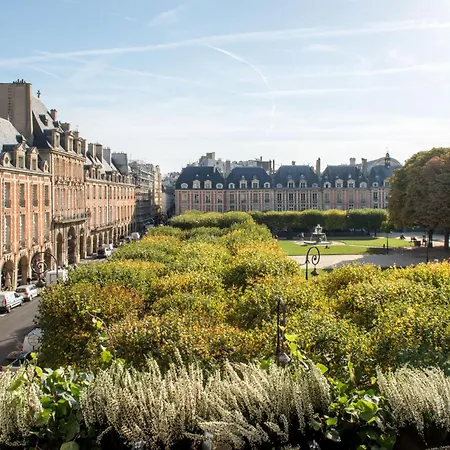 Hotel Cour Des Vosges - Evok Collection Parigi