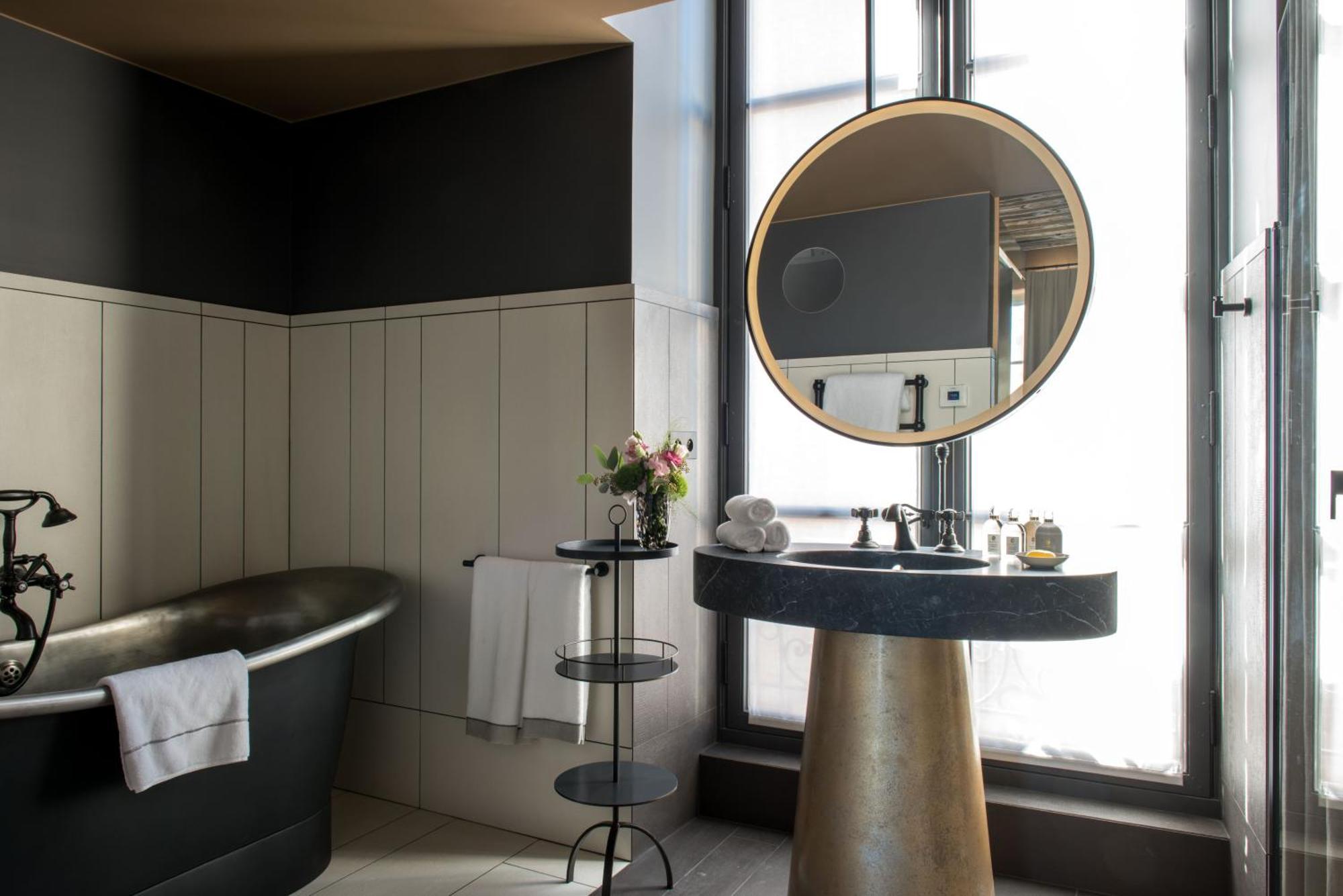 Cour Des Vosges - Evok Collection Paris